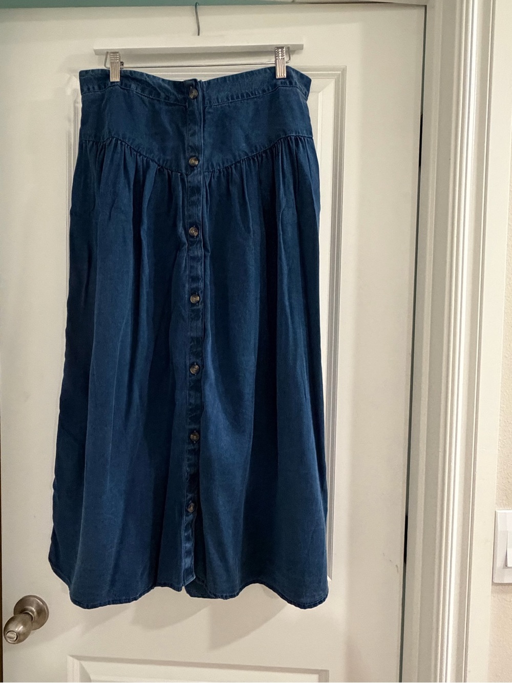 Button-Front Chambray Midi Skirt
